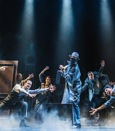 Noel Coward Theatre - Gascoyne London